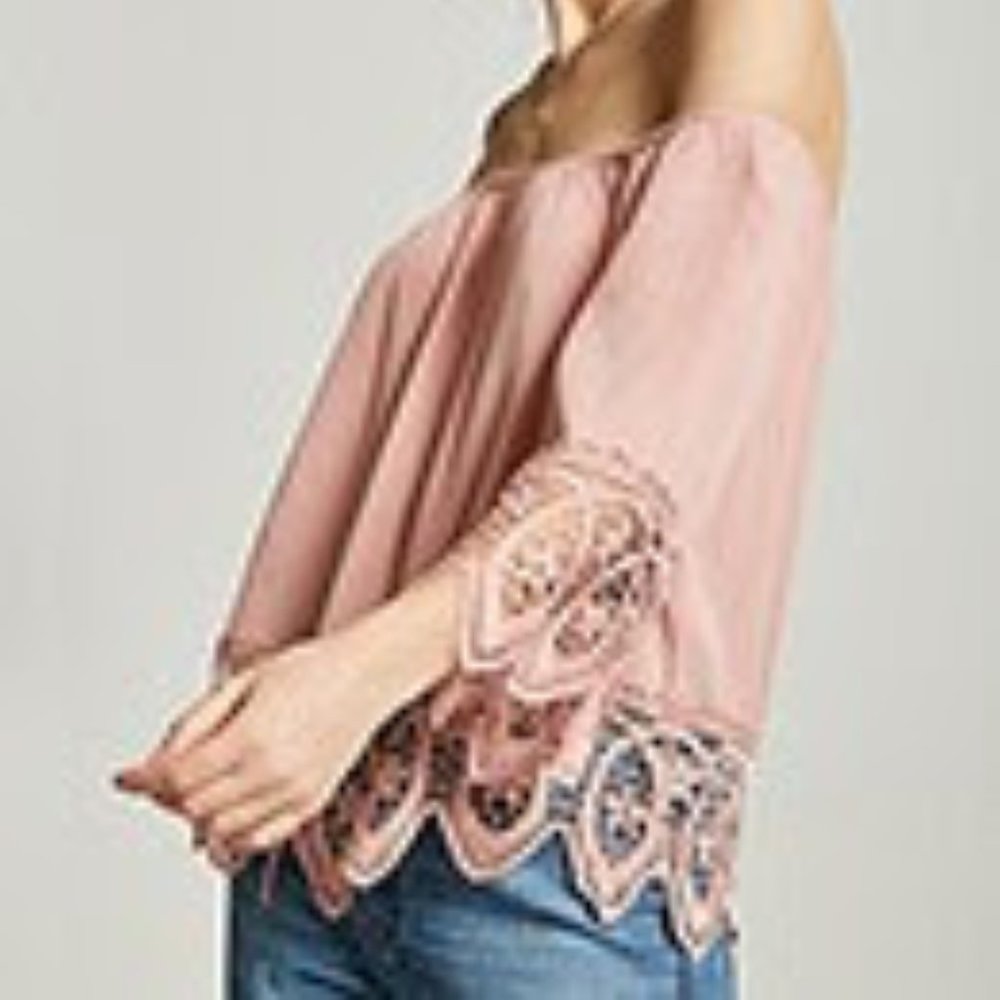 Scallop Lace Off-the-Shoulder Top